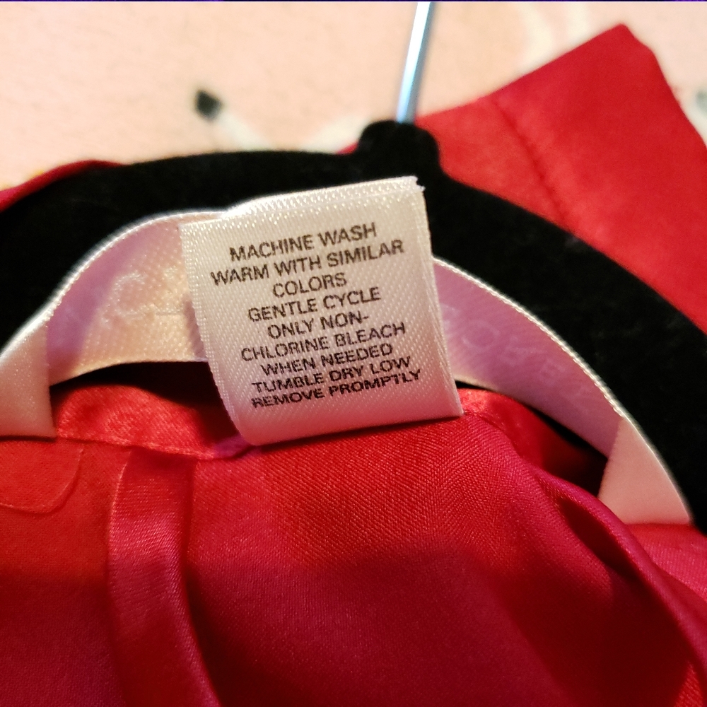 Victoria's Secret Red Satin Robe OS - Picture 4 of 8